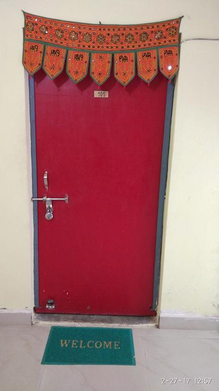 Radha Krishna Home Varanasi Eksteriør bilde