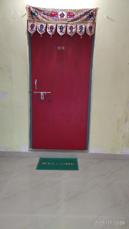 Radha Krishna Home Varanasi Eksteriør bilde