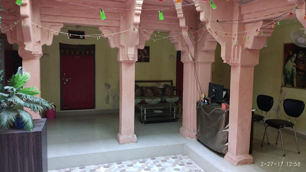 Radha Krishna Home Varanasi Eksteriør bilde