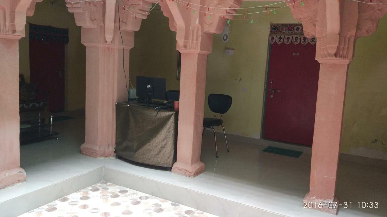 Radha Krishna Home Varanasi Eksteriør bilde